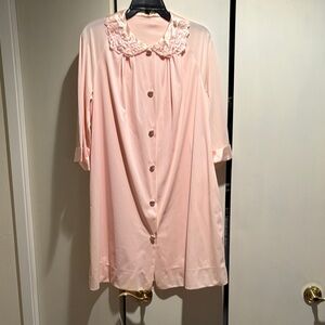 Vintage Gossard Artemis Pink Button-Up Nightgown/Robe w/ Floral Collar small